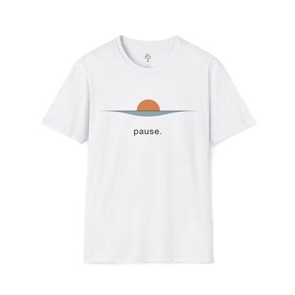 White | Pause, front view